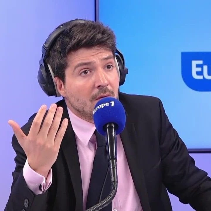 Origine et parcours d'Eliot Deval : un regard approfondi